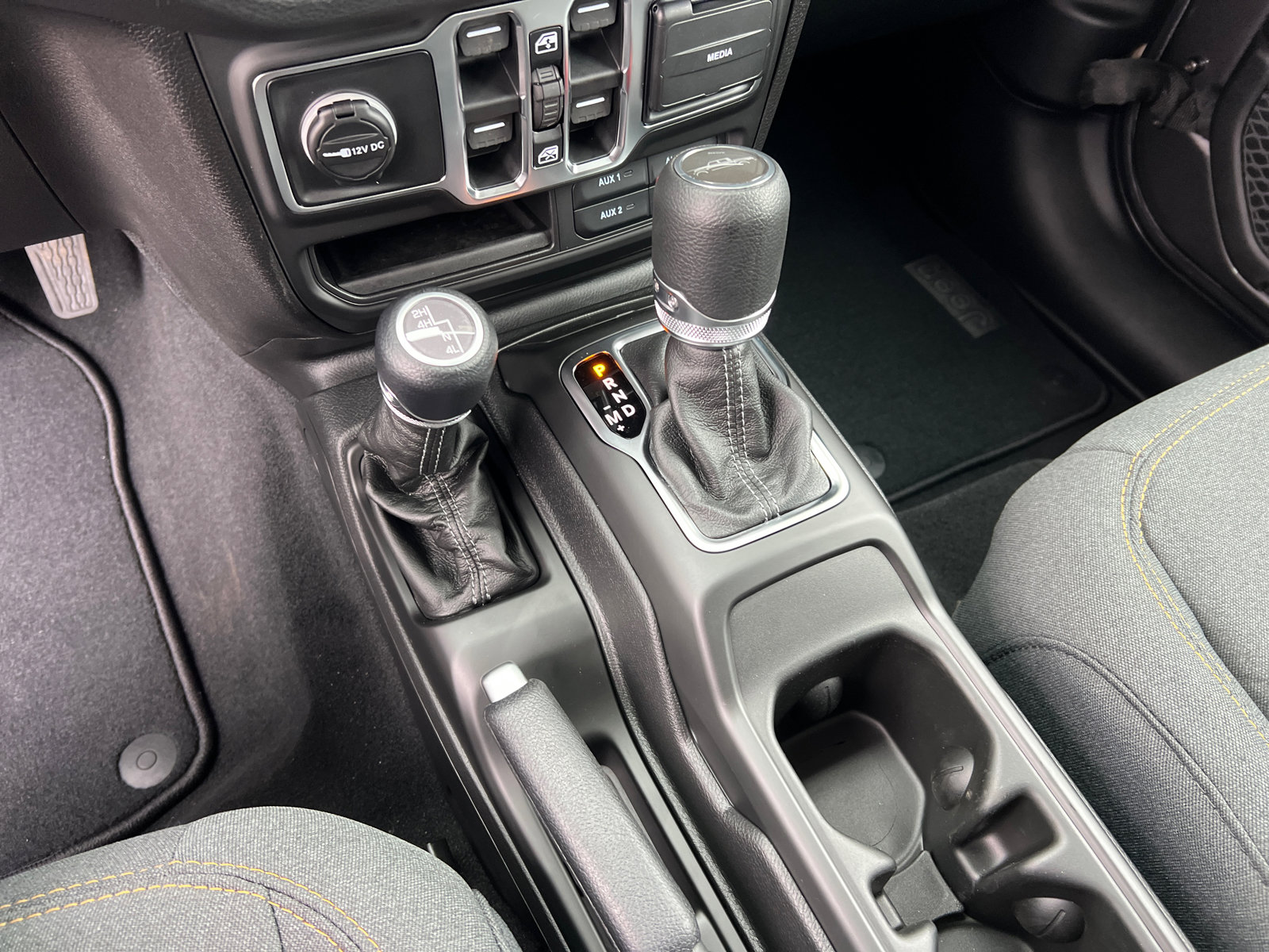 New 2026 Jeep Gladiator Sport image 25