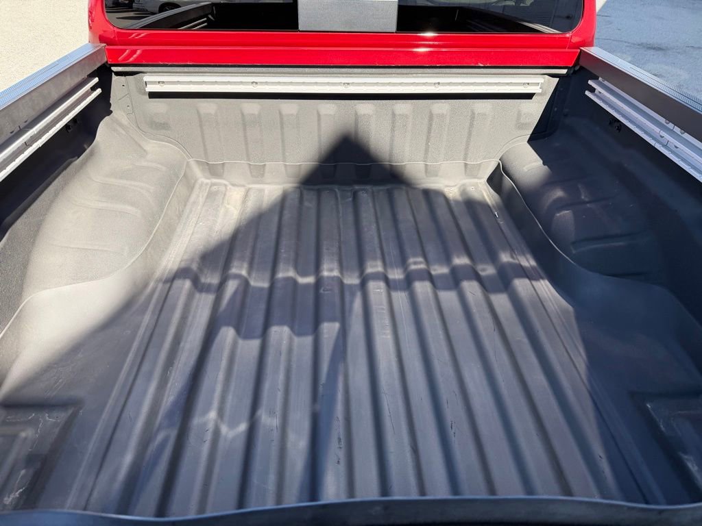 Used 2023 Nissan Frontier SV w/ SV Convenience Package image 27