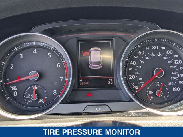 Used 2019 Volkswagen GTI SE FWD image 16