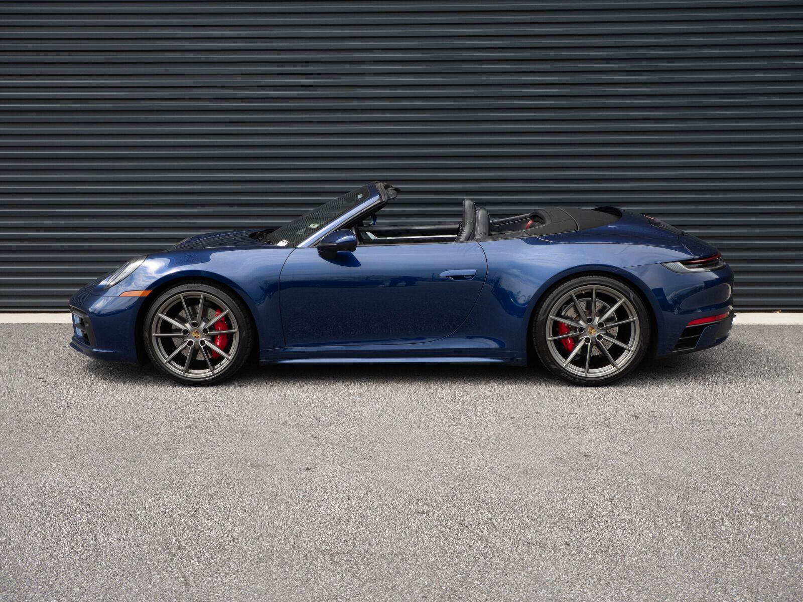 Certified 2021 Porsche 911 Carrera S RWD image 2