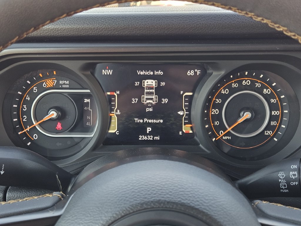 Used 2024 Jeep Wrangler Unlimited Sport AWD/4WD image 16
