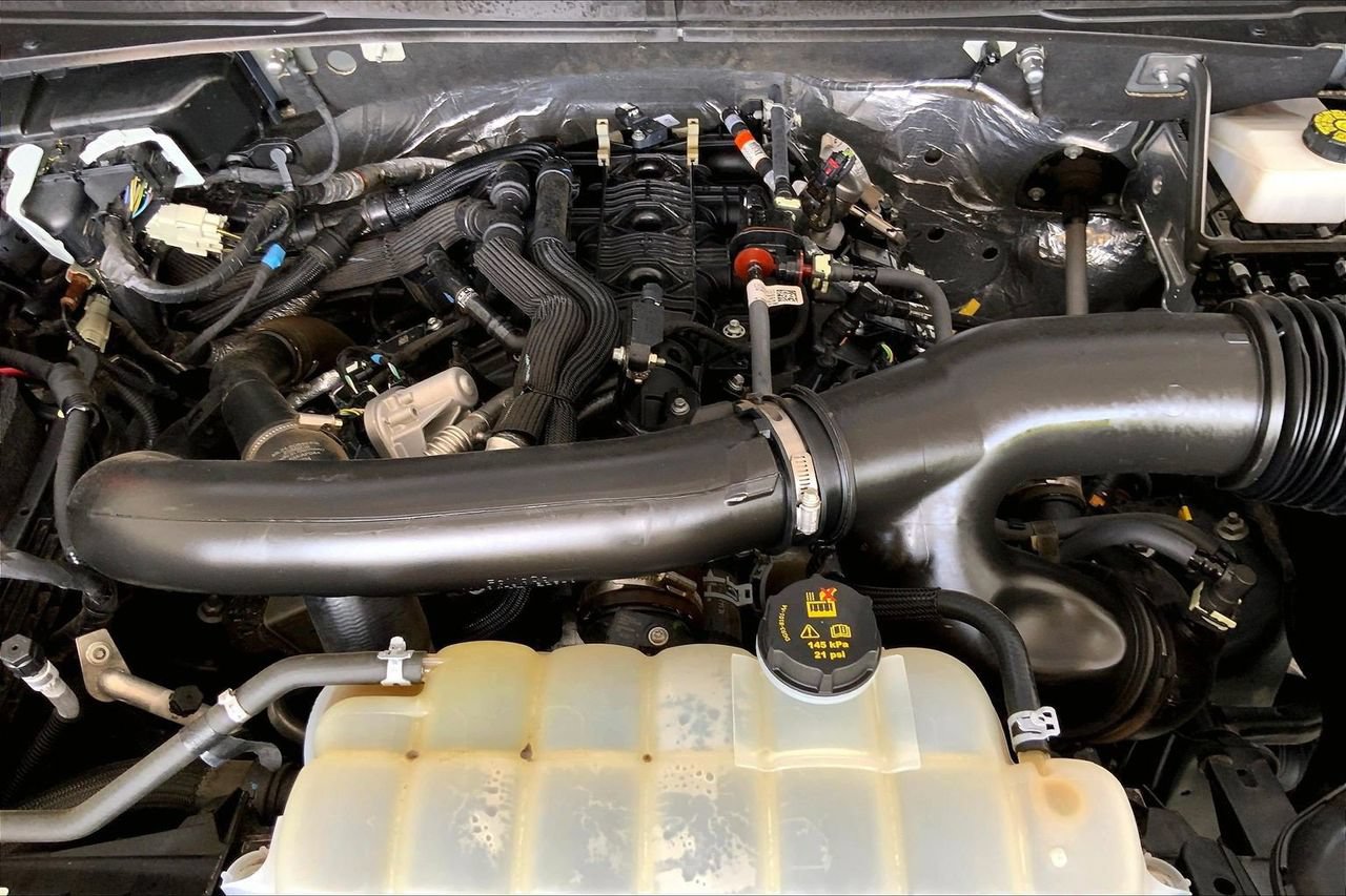 Used 2024 Ford Expedition Max XLT AWD/4WD image 32