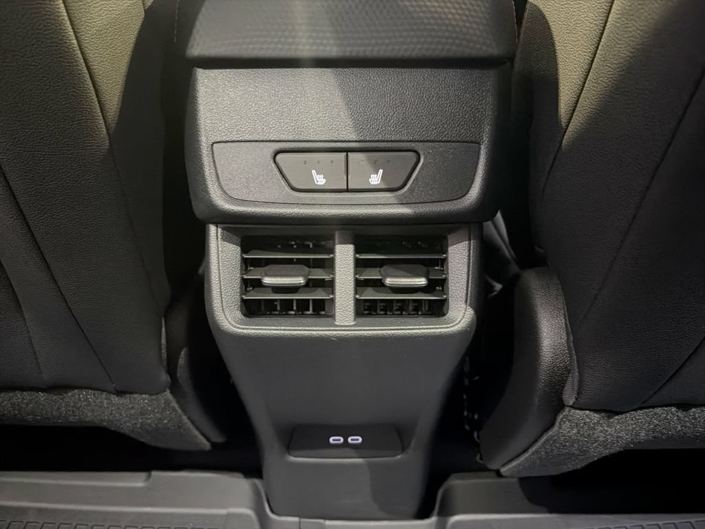 Certified 2026 Chevrolet Equinox RS w/ Convenience Package III FWD image 22