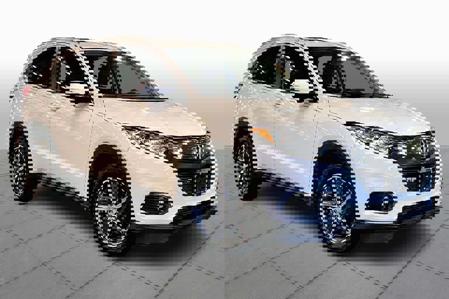 Used 2022 Honda HR-V EX image 3