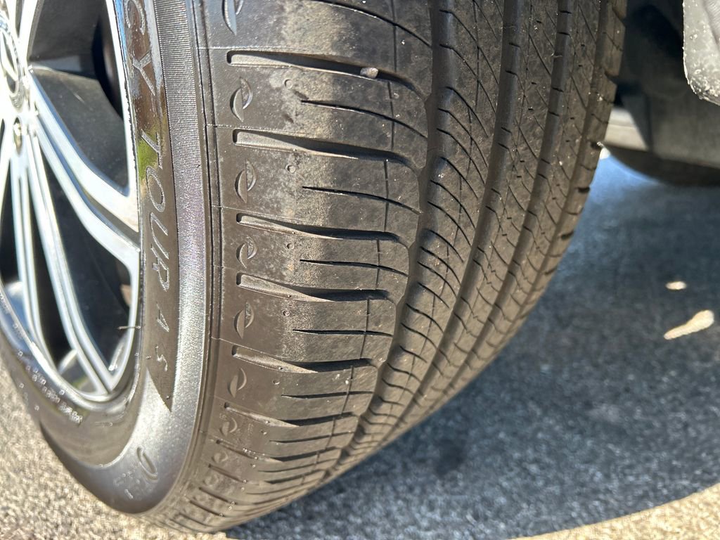 Used 2025 Mercedes-Benz GLE 350 4MATIC image 47