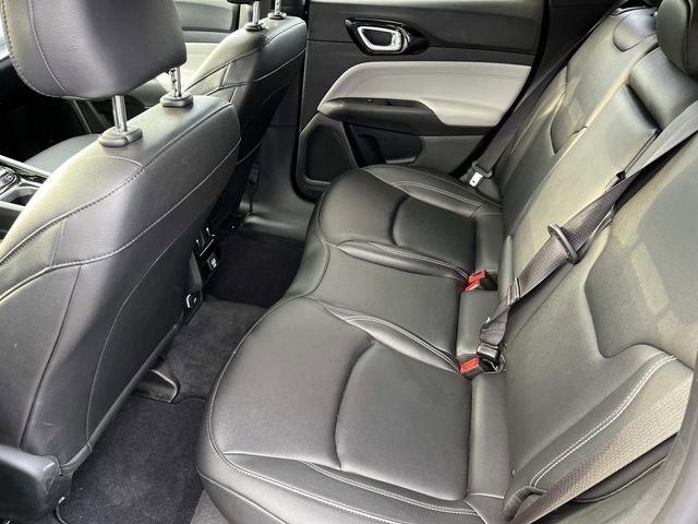 Used 2025 Jeep Compass Limited image 17