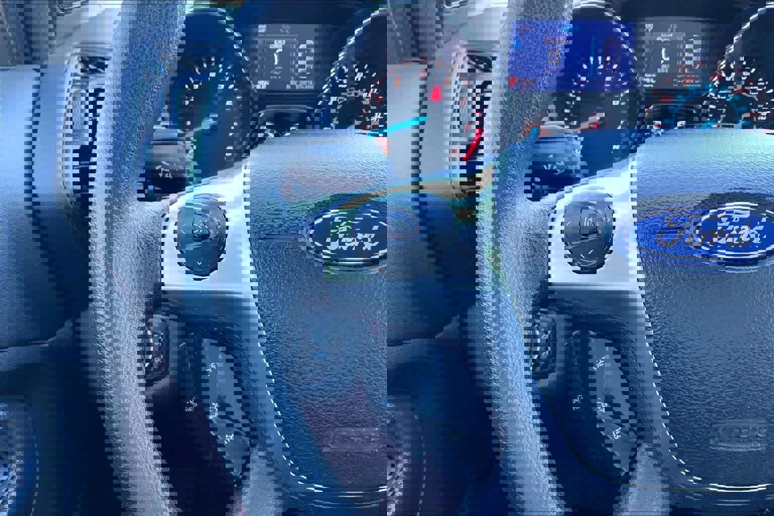 Used 2015 Ford Escape SE image 23