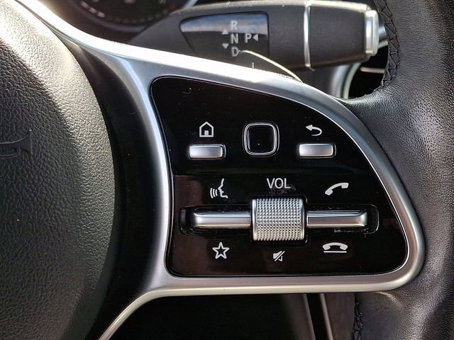 Used 2020 Mercedes-Benz GLC 300 4MATIC image 23