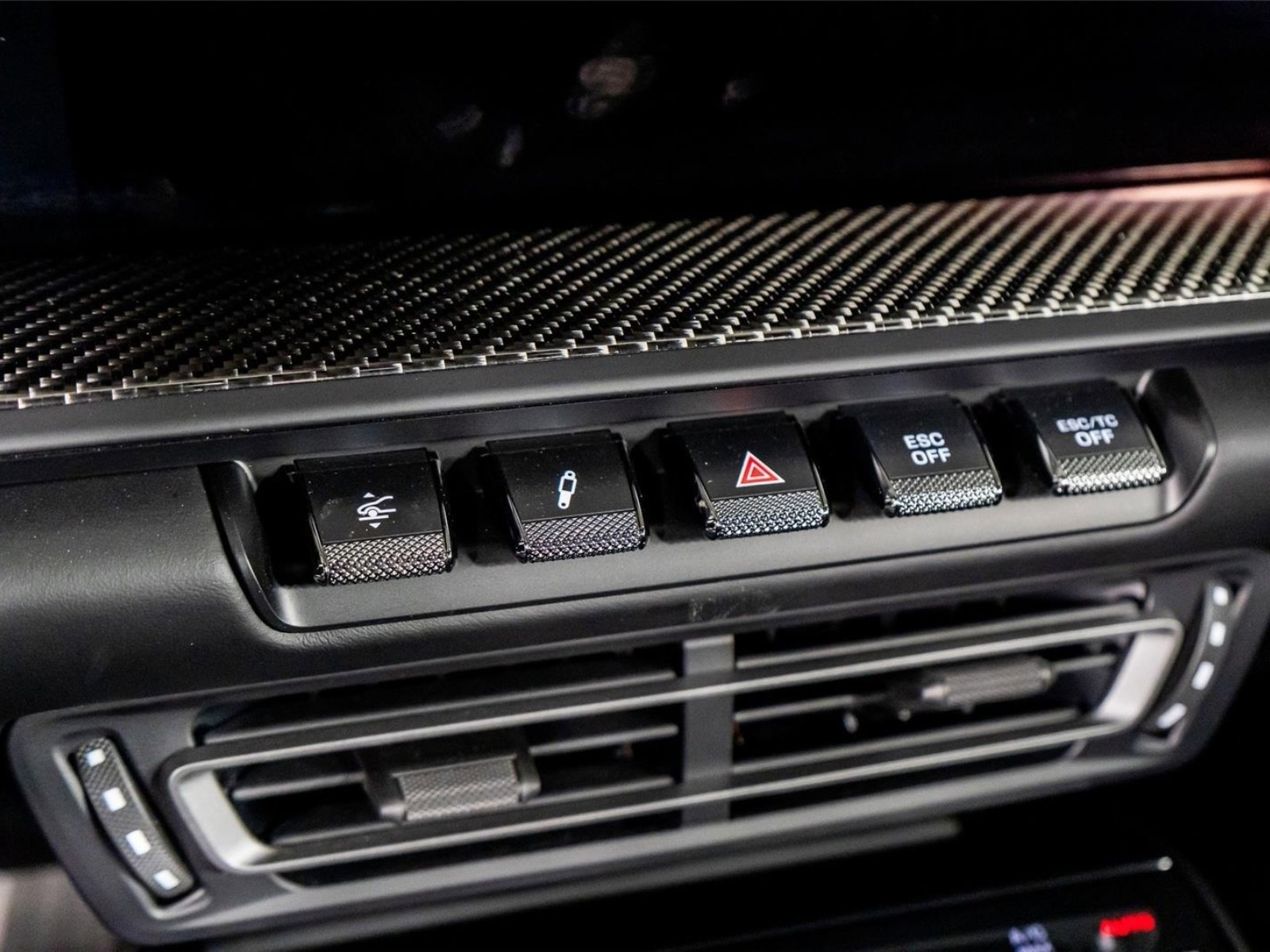 Used 2024 Porsche 911 GT3 image 35