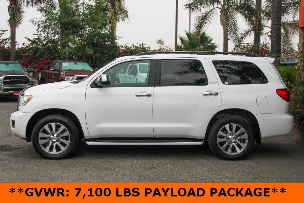 Used 2017 Toyota Sequoia Limited w/ Safety & Convenience Package image 5