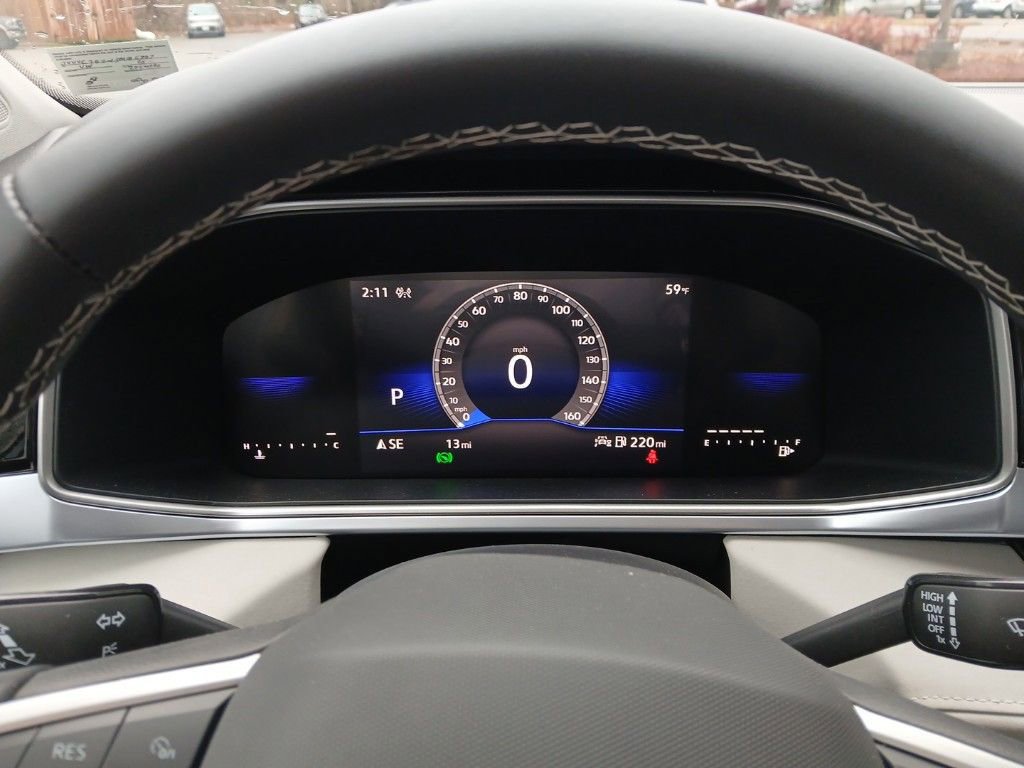 New 2025 Volkswagen Taos SE image 15