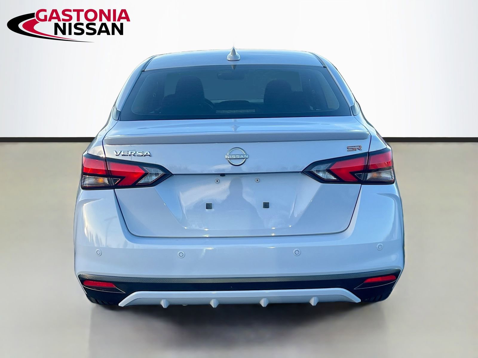 Used 2024 Nissan Versa SR w/ Electronics Package image 7