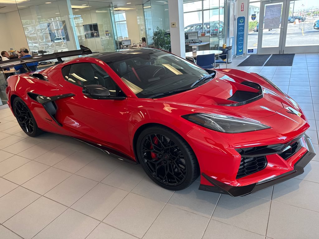 Used 2025 Chevrolet Corvette ZR1 w/ ZR1 Carbon Fiber Aero Package RWD image 22