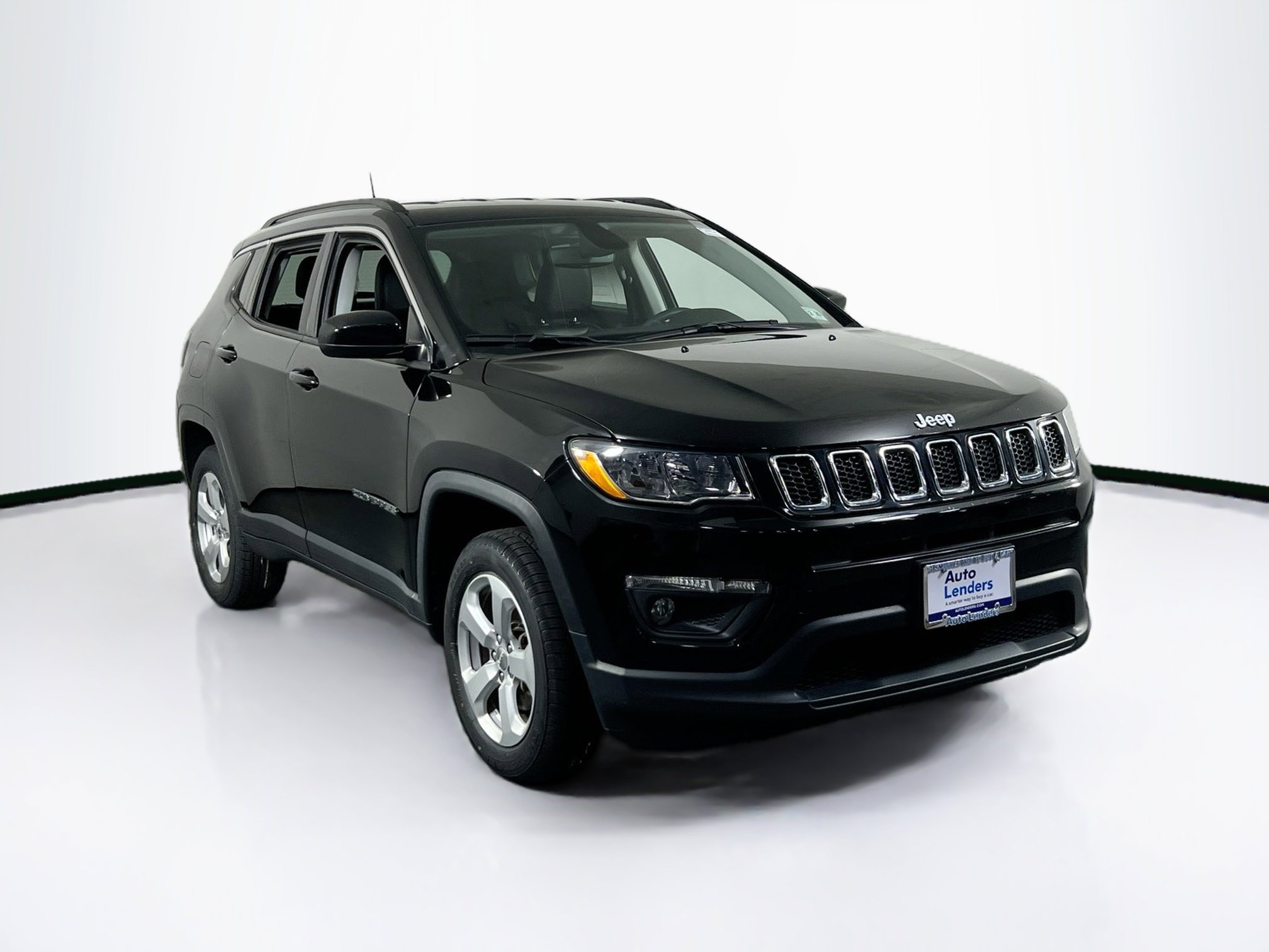 Used 2021 Jeep Compass Latitude image 3