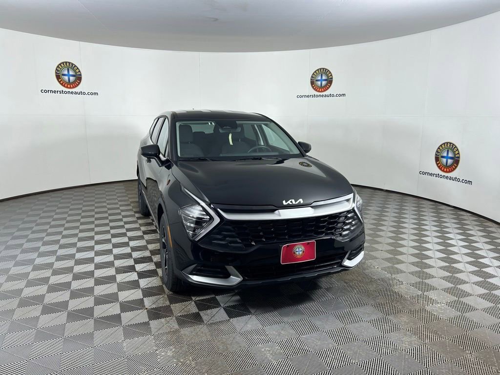 Used 2025 Kia Sportage LX AWD/4WD image 18