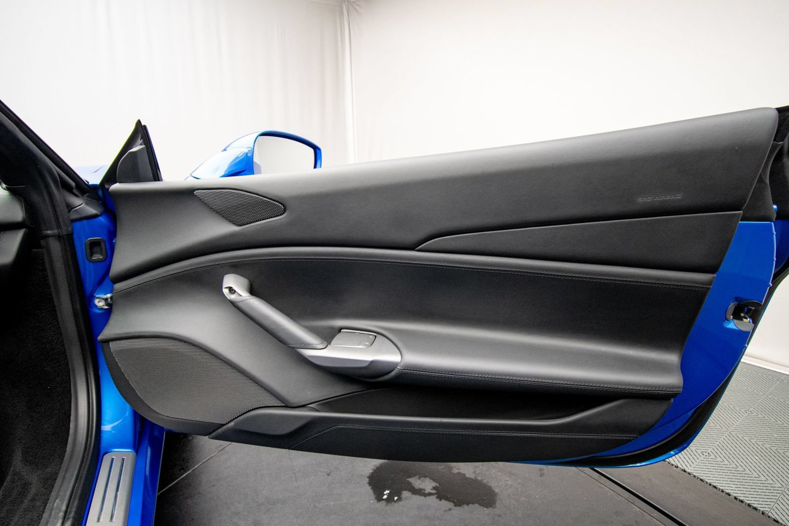 Used 2017 Ferrari 488 Spider RWD image 43