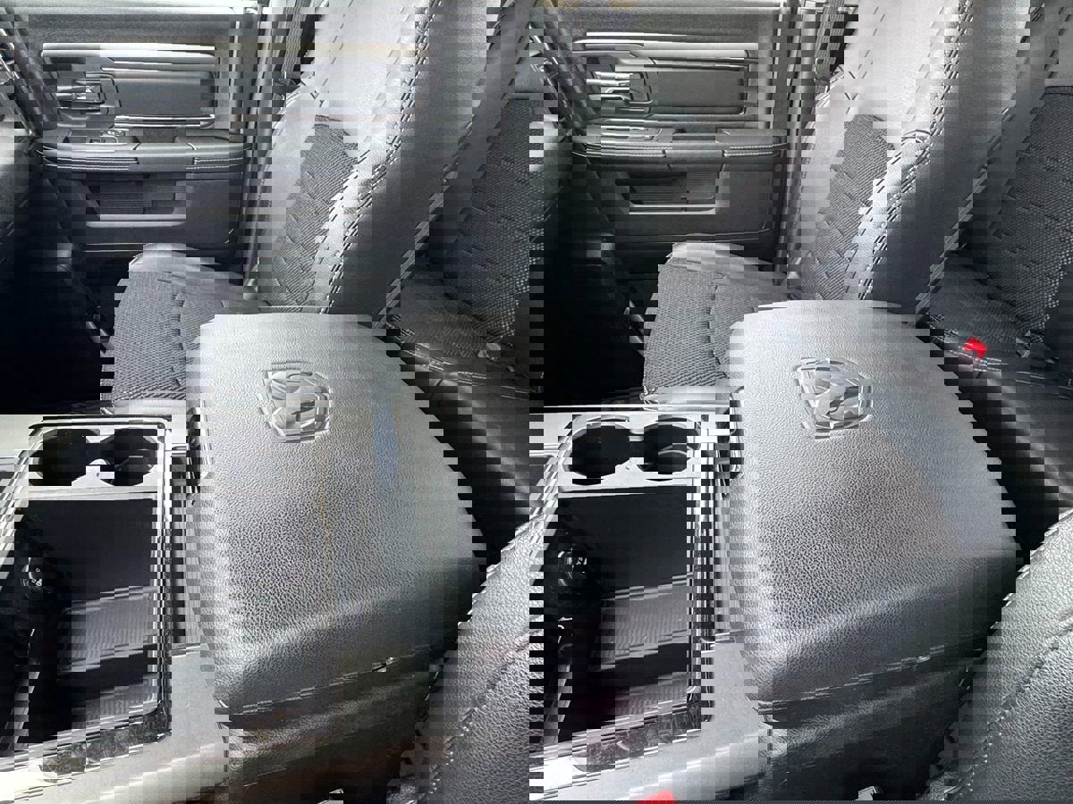 Used 2014 RAM 1500 Sport w/ Convenience Group image 16