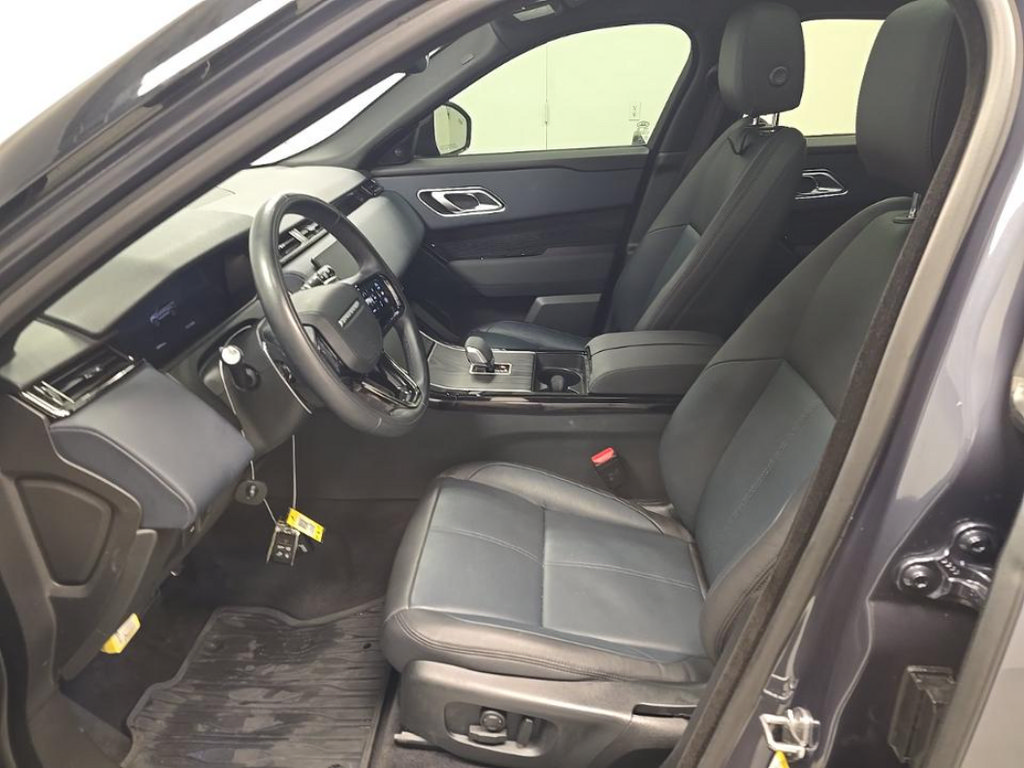 Used 2024 Land Rover Range Rover Velar Dynamic SE AWD/4WD image 4