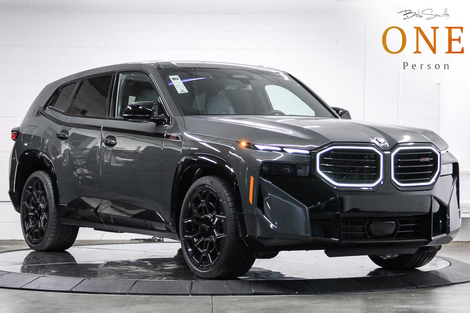 New 2026 BMW XM Label Red image 1