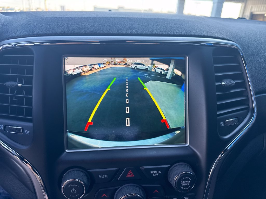 Used 2018 Jeep Grand Cherokee Altitude AWD/4WD image 35