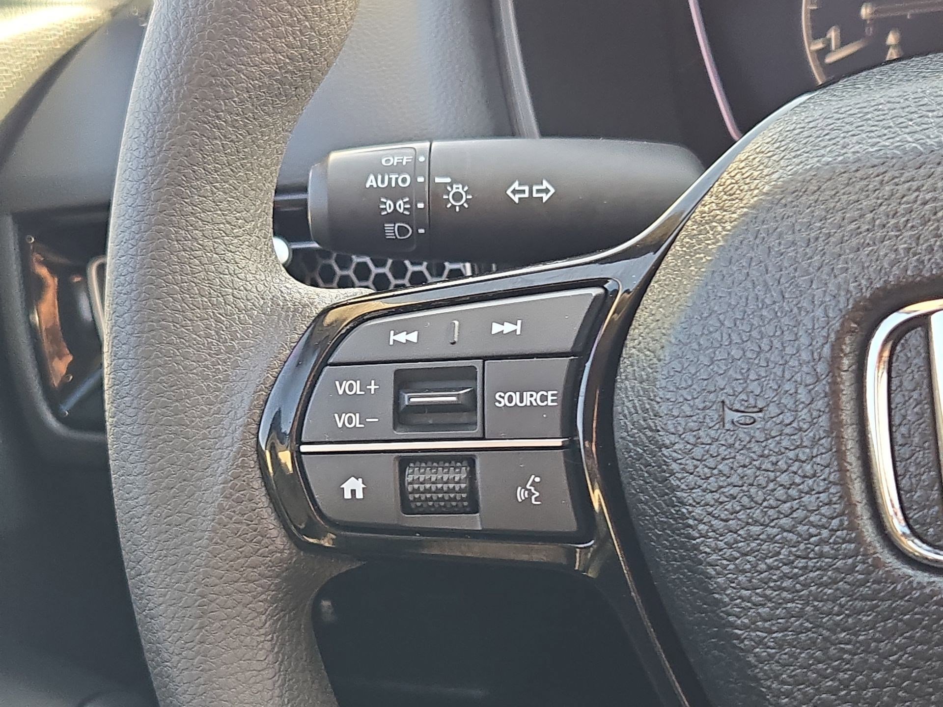 Certified 2025 Honda Civic LX image 17