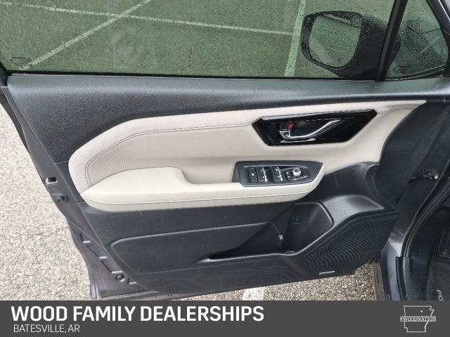 Used 2025 Subaru Forester Limited image 24