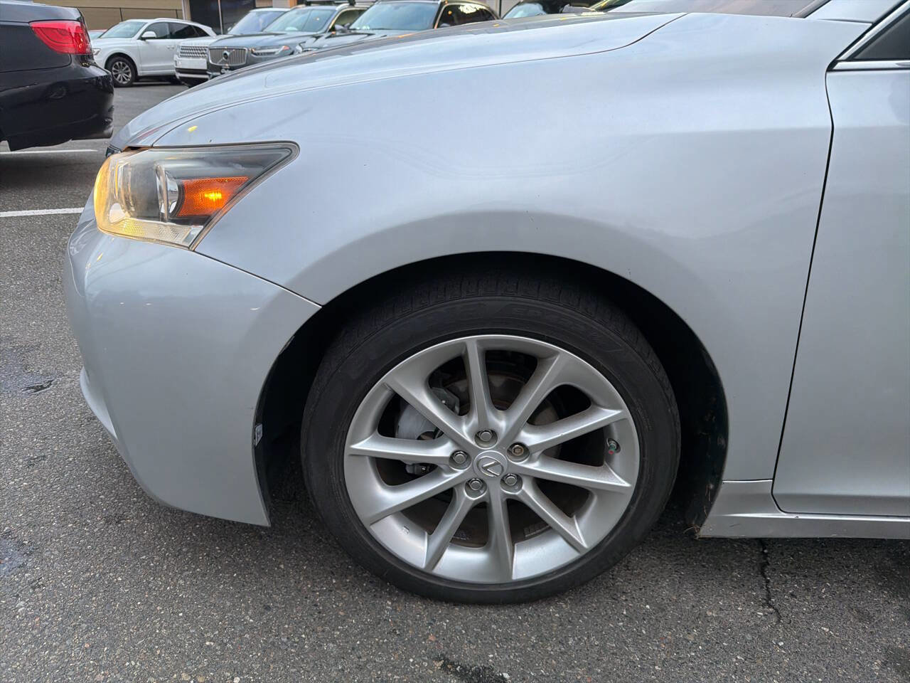 Used 2011 Lexus CT 200h Premium w/ Premium Audio Pkg image 12