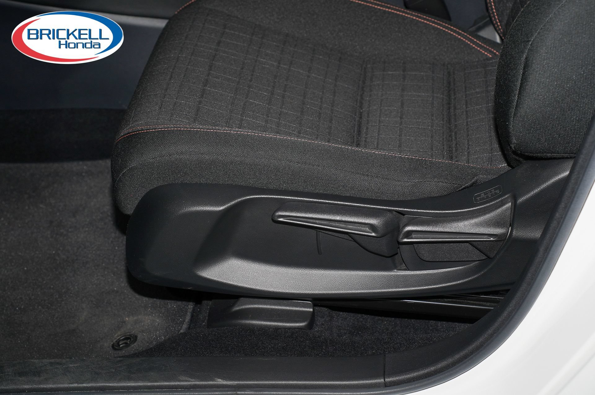 Certified 2024 Honda HR-V Sport image 31