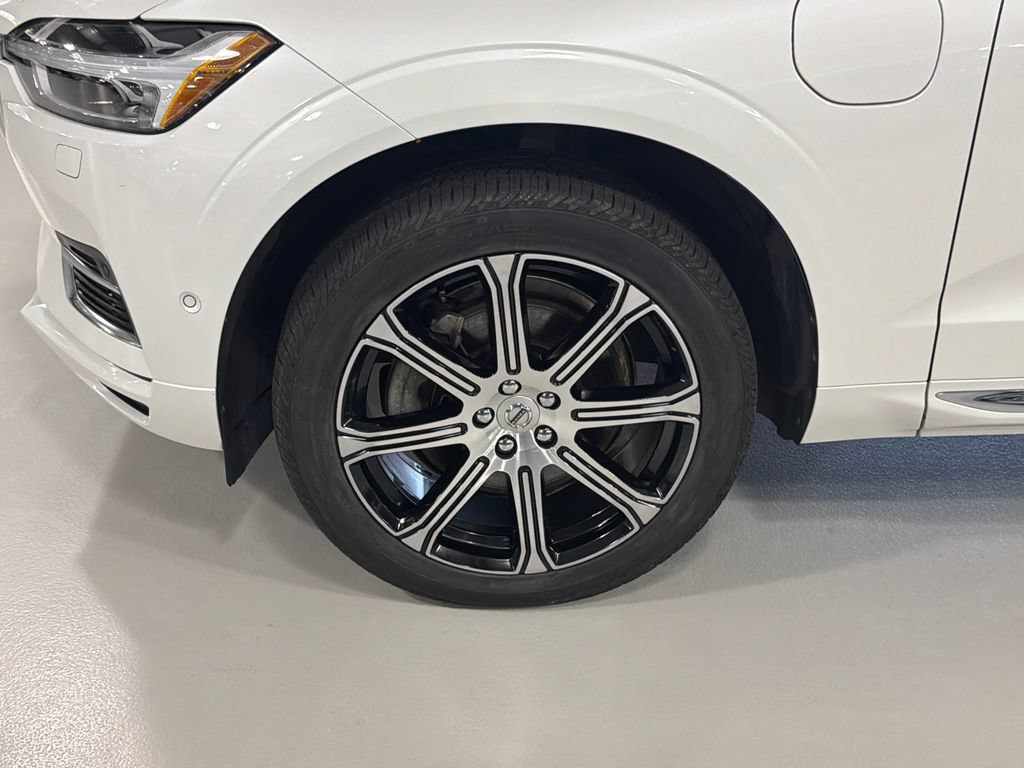 Used 2018 Volvo XC60 T8 Inscription w/ Advanced Package AWD/4WD image 8
