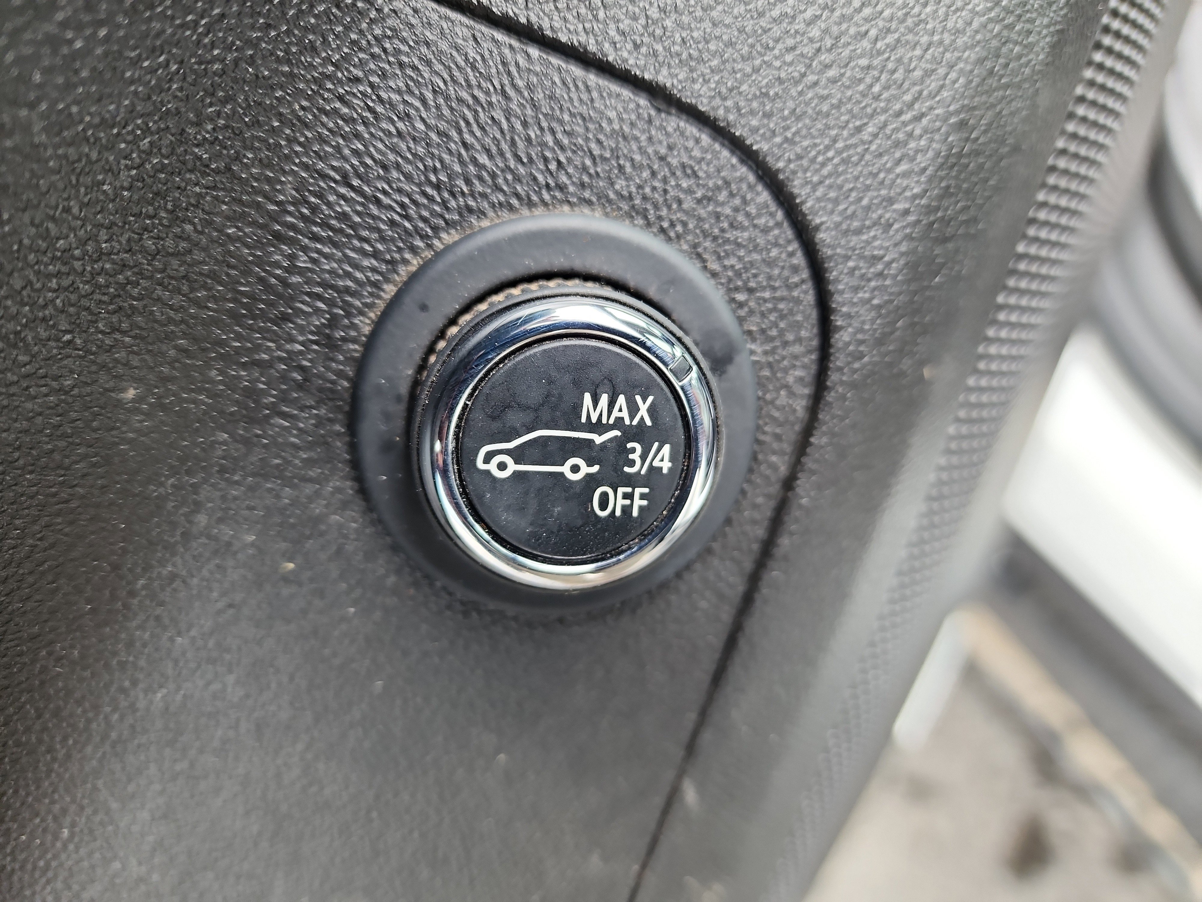 Certified 2023 GMC Acadia AT4 w/ Technology Package image 13