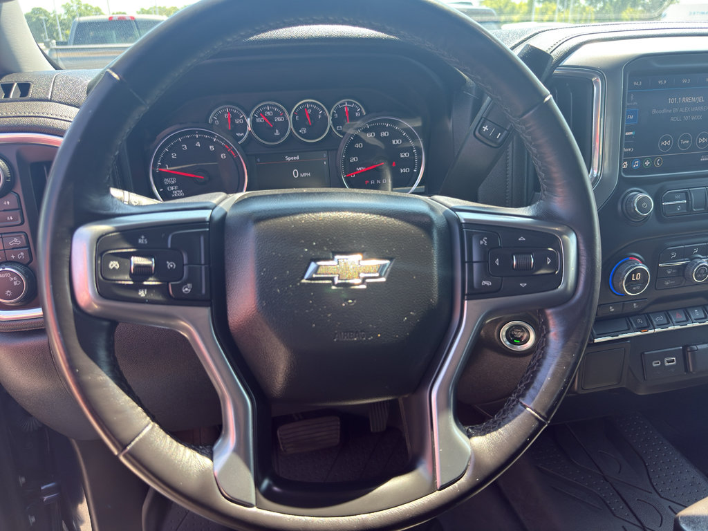 Used 2022 Chevrolet Silverado 1500 RST w/ Z71 Off-Road Package AWD/4WD image 18
