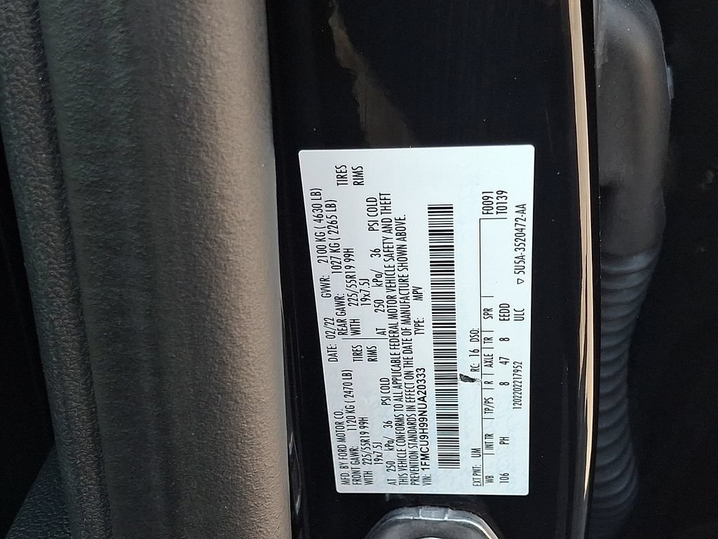 Used 2022 Ford Escape SEL w/ SEL Stealth AWD Package image 26