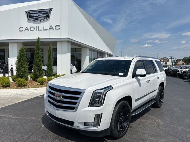 Used 2020 Cadillac Escalade Luxury AWD/4WD image 2