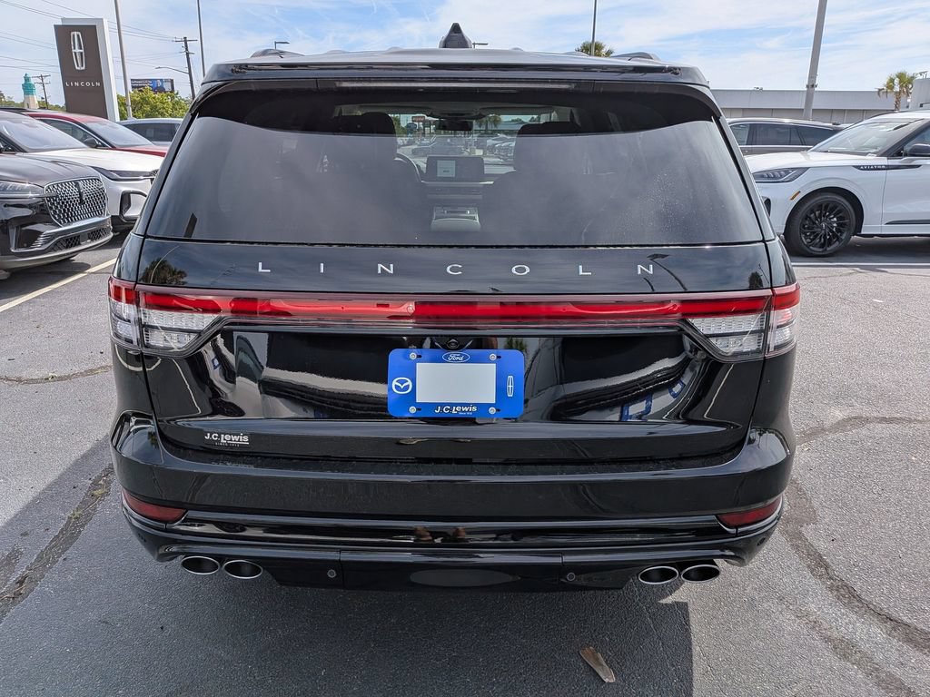 New 2026 Lincoln Aviator Reserve w/ Jet Appearance Package RWD image 5