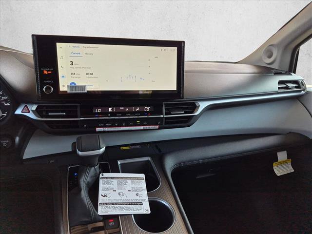 New 2026 Toyota Sienna XLE FWD image 12