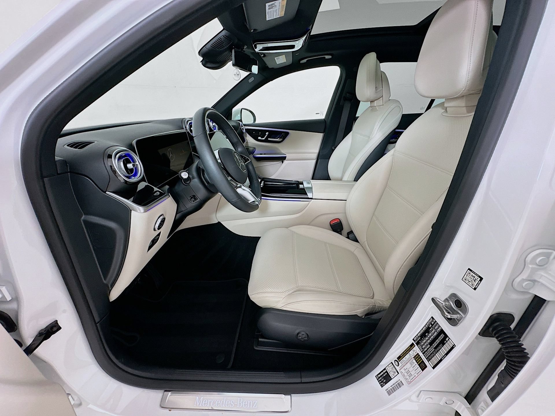 Certified 2026 Mercedes-Benz GLC 300 image 23