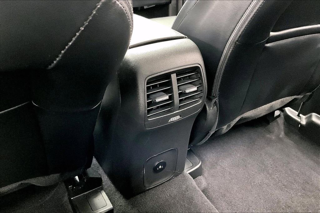 Used 2023 Ford Escape Platinum image 33