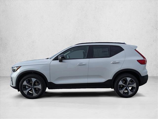 New 2026 Volvo XC40 B5 Plus w/ Climate Package image 10