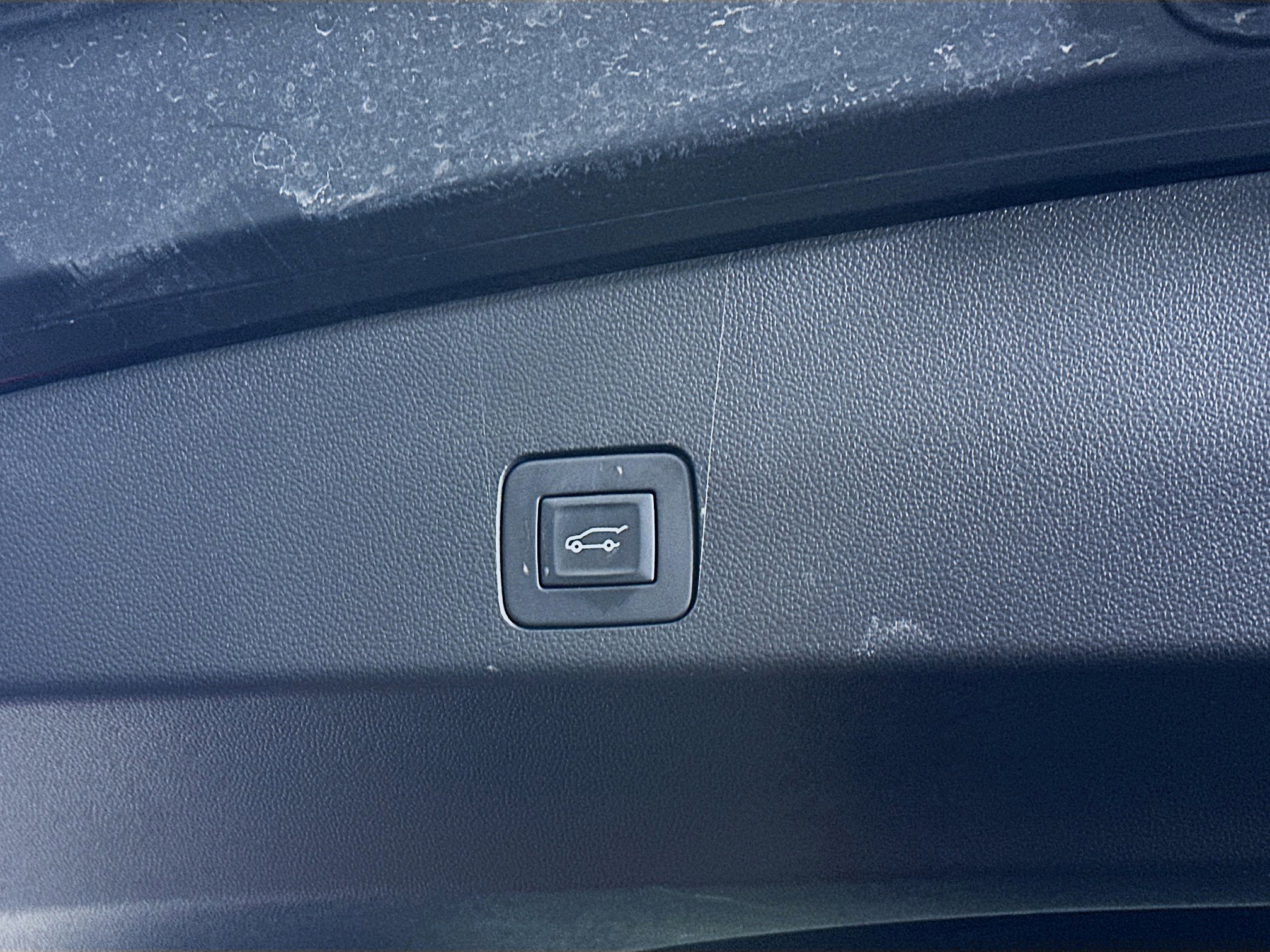 Used 2023 Buick Encore GX Essence w/ Experience Buick Package image 28