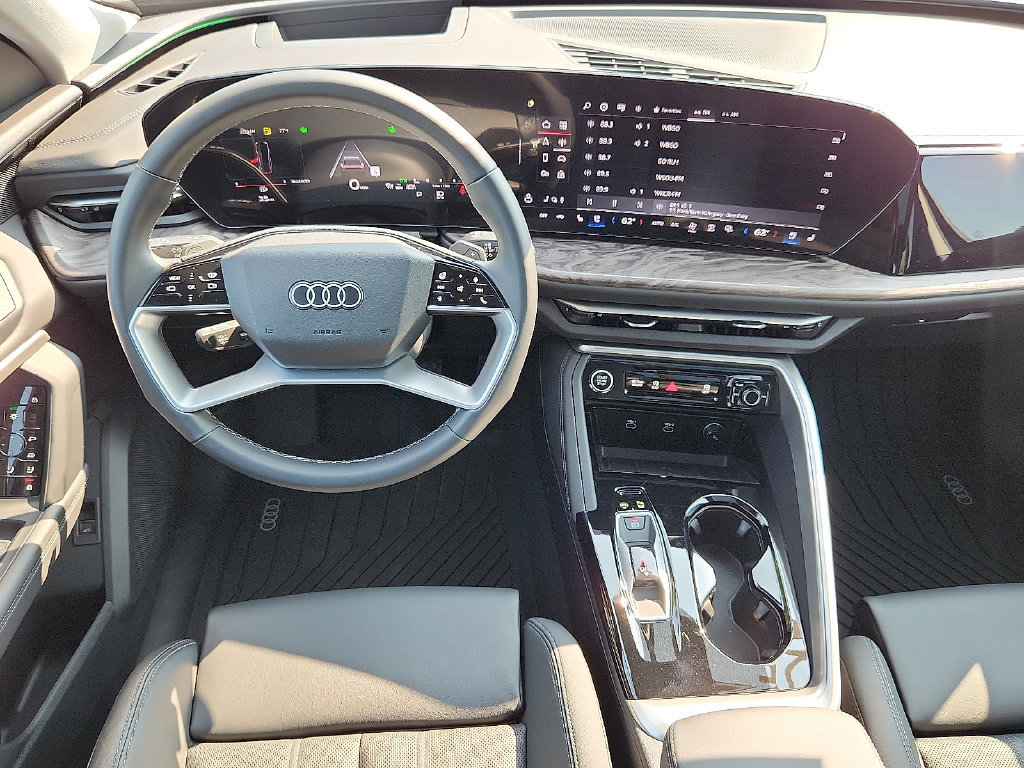 Used 2025 Audi Q5 Premium w/ Premium Plus AWD/4WD image 17
