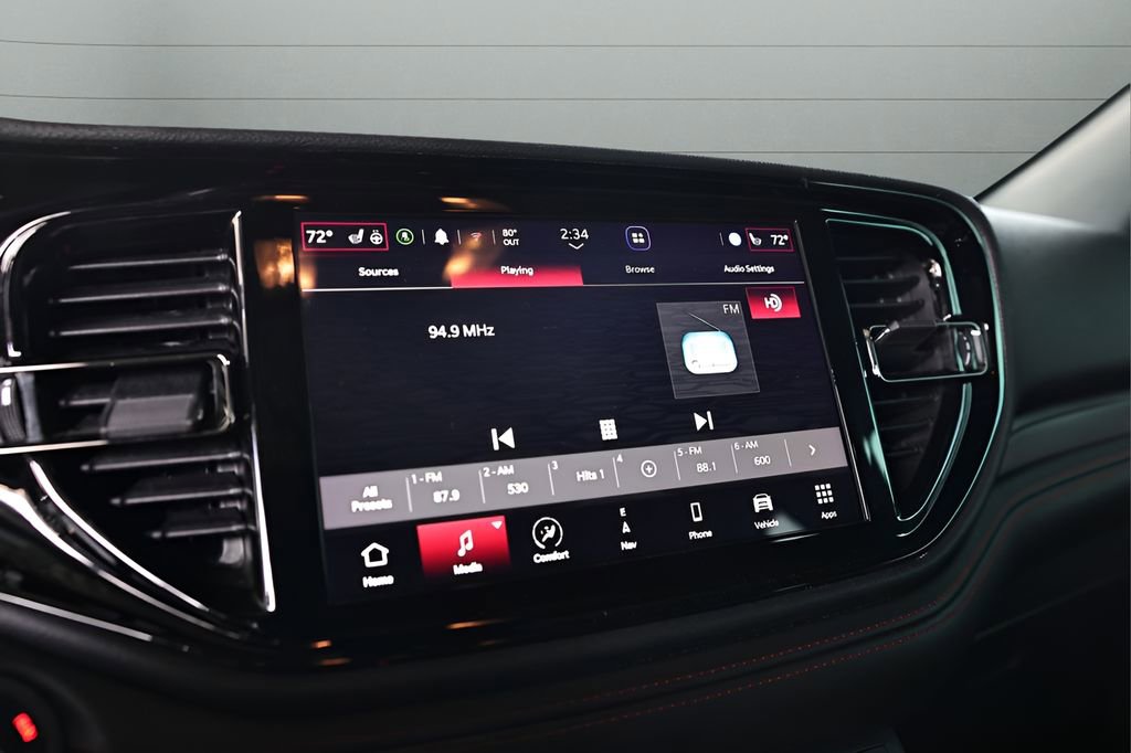 Used 2023 Dodge Durango GT image 19