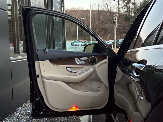 Certified 2022 Mercedes-Benz GLC 300 4MATIC image 18