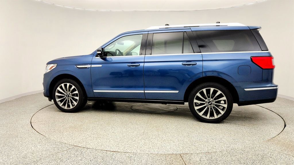 Used 2020 Lincoln Navigator Reserve w/ Luxury Package RWD image 8