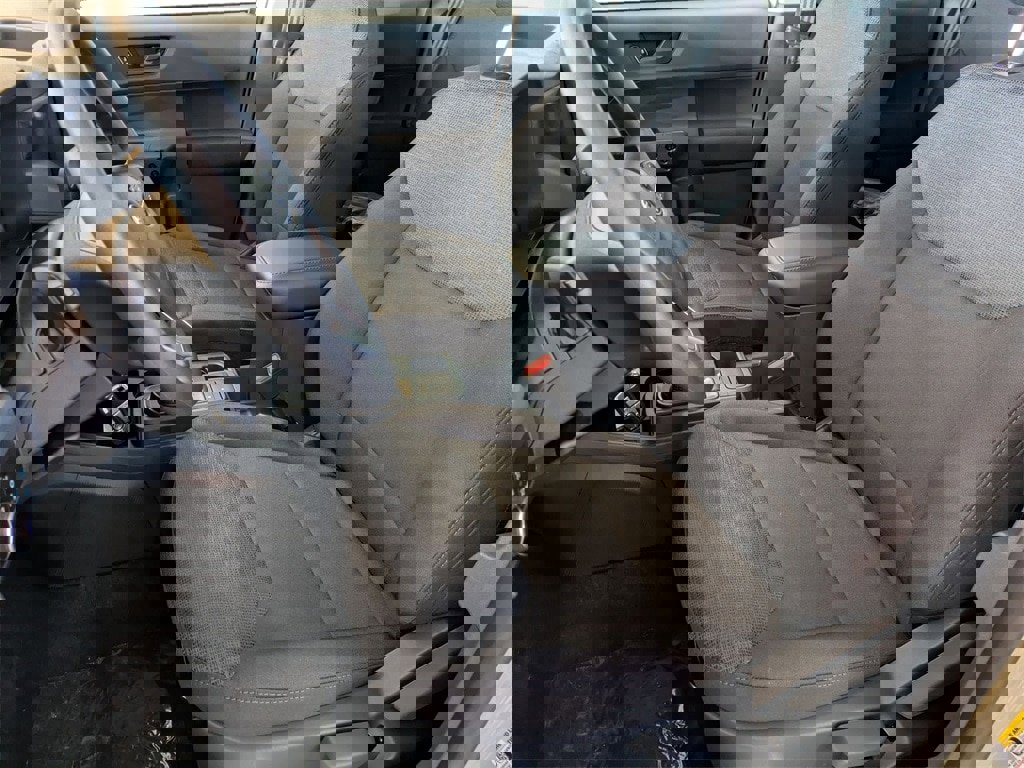 New 2025 Ford Maverick XL w/ Equipment Group 101A image 15