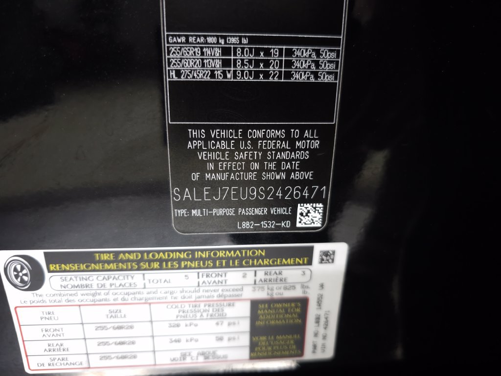 Certified 2025 Land Rover Defender 110 S AWD/4WD image 36