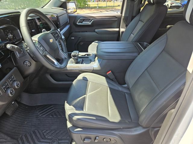 Used 2024 Chevrolet Silverado 1500 LTZ w/ LTZ Premium Package AWD/4WD image 7