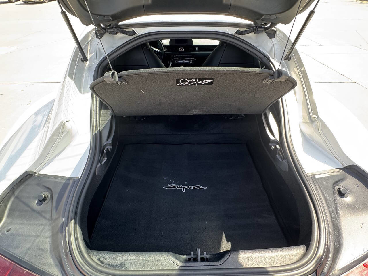 Used 2020 Toyota Supra 3.0 2dr Coupe w/ Driver Assist Package image 17