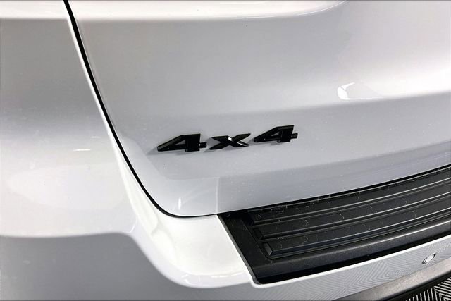 Used 2019 Jeep Grand Cherokee Laredo image 23