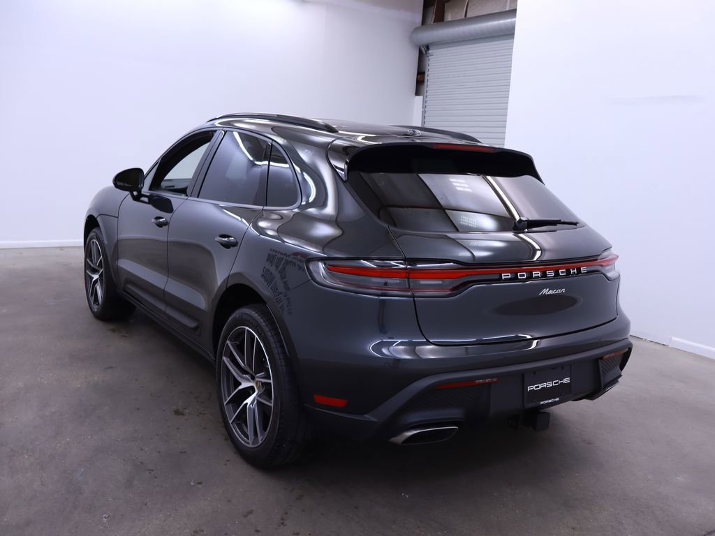 New 2025 Porsche Macan image 3