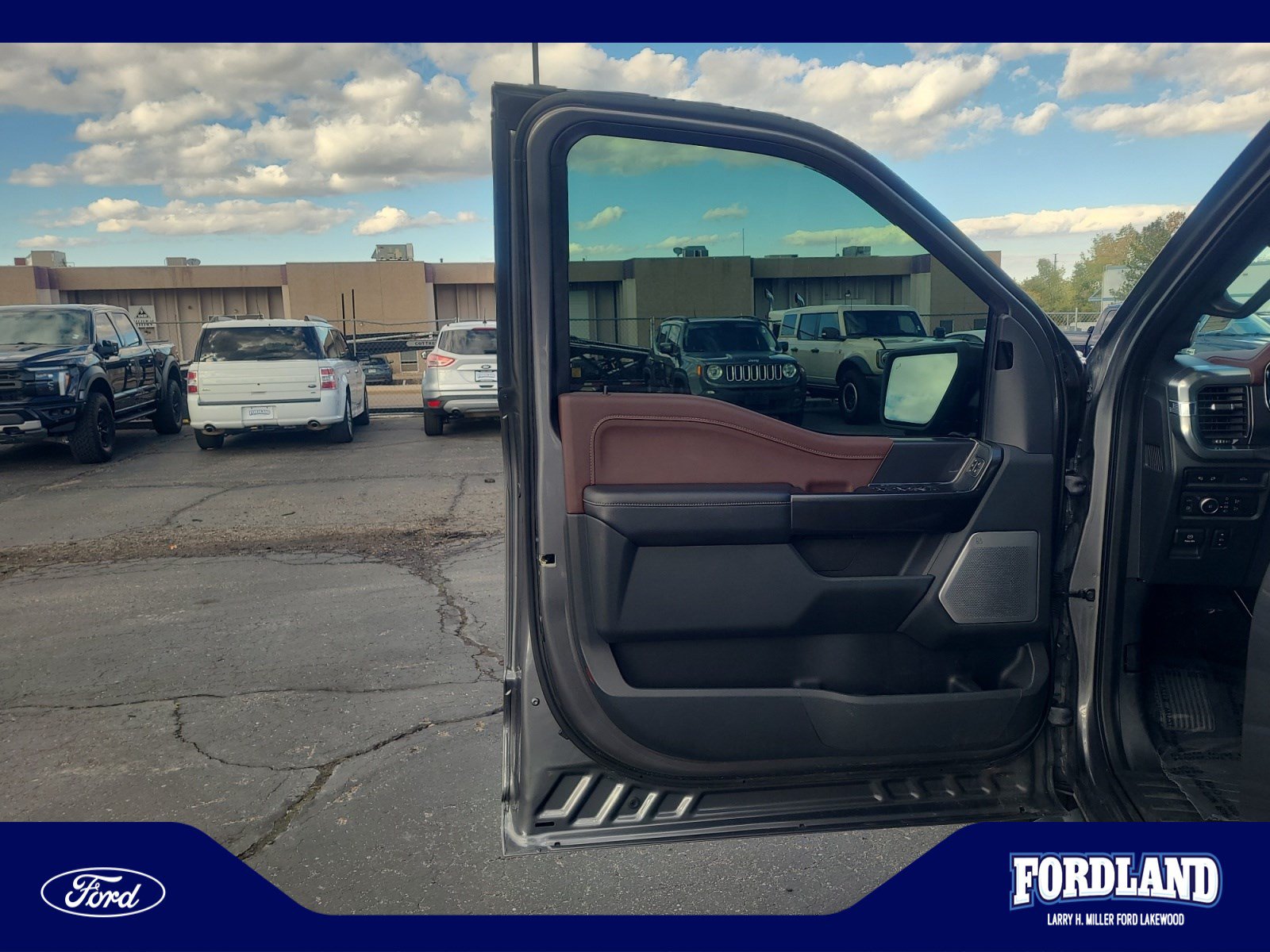 Used 2021 Ford F150 Lariat w/ Equipment Group 502A High AWD/4WD image 13